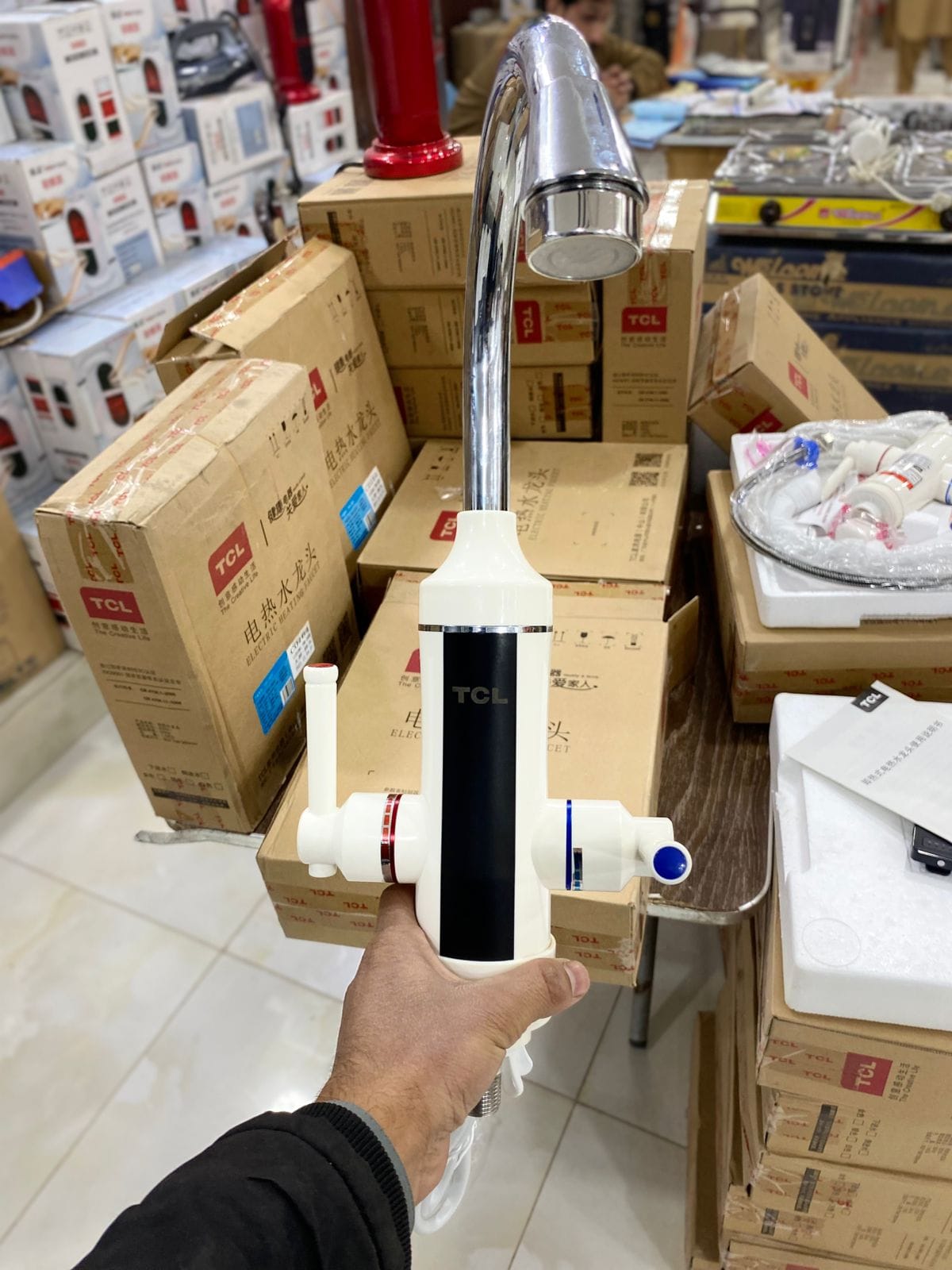 TCL electric water faucet, hot and cold heat dual -use fast heating water heater kitchen toilet kitchen kitchen treasure