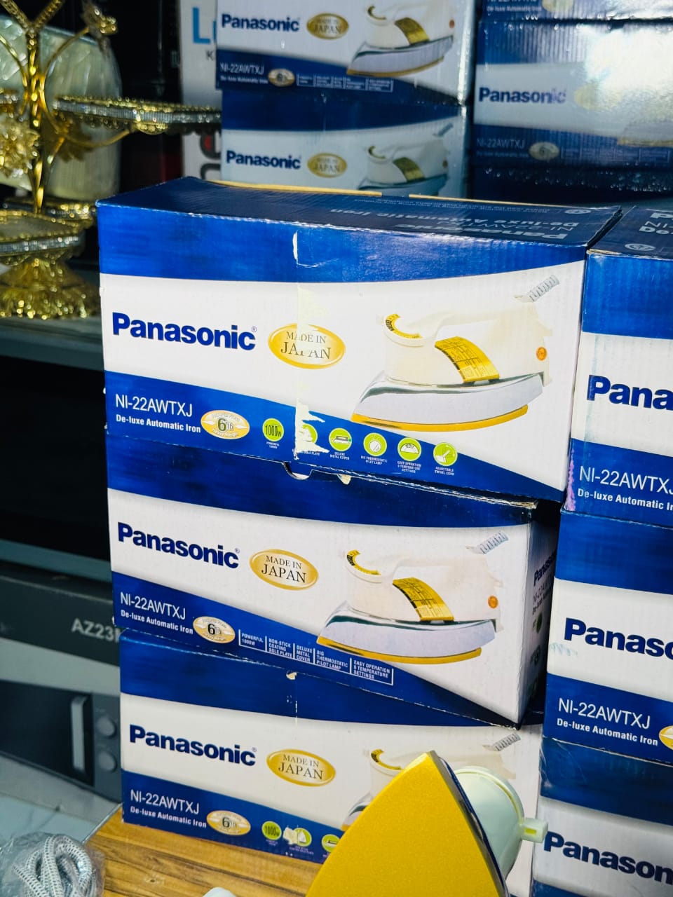 Panasonic Dry Iron 1000W – Smooth, Powerful & Built to Last 💪